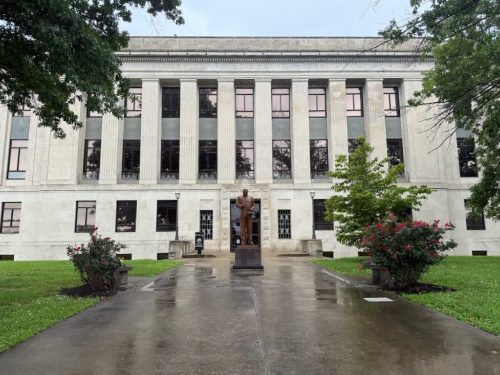 Picture of Weakley County Courthouse