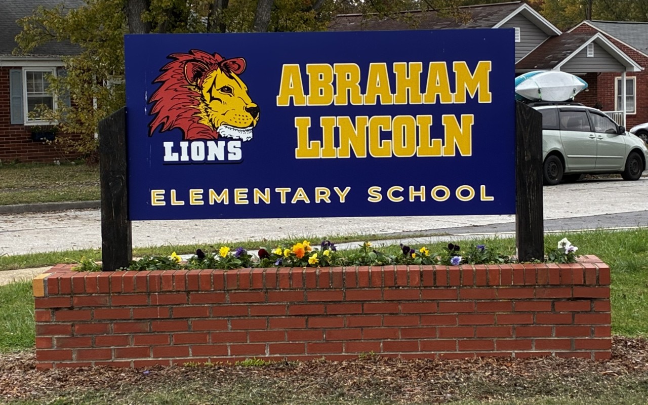 Abraham Lincoln Elementary School Sign