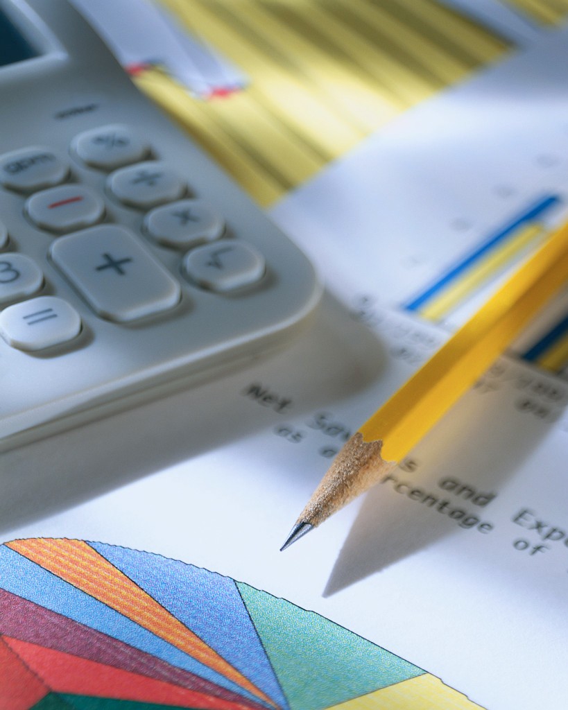 CB022164 Calculating Finances