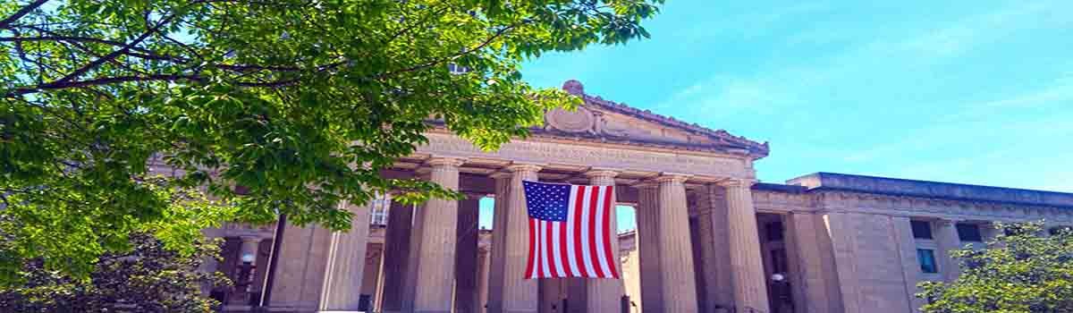 War Memorial Building at Legislative Plaza